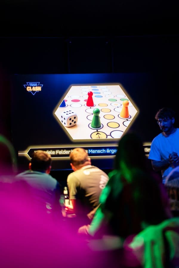 Team Clash Gameshow Moment