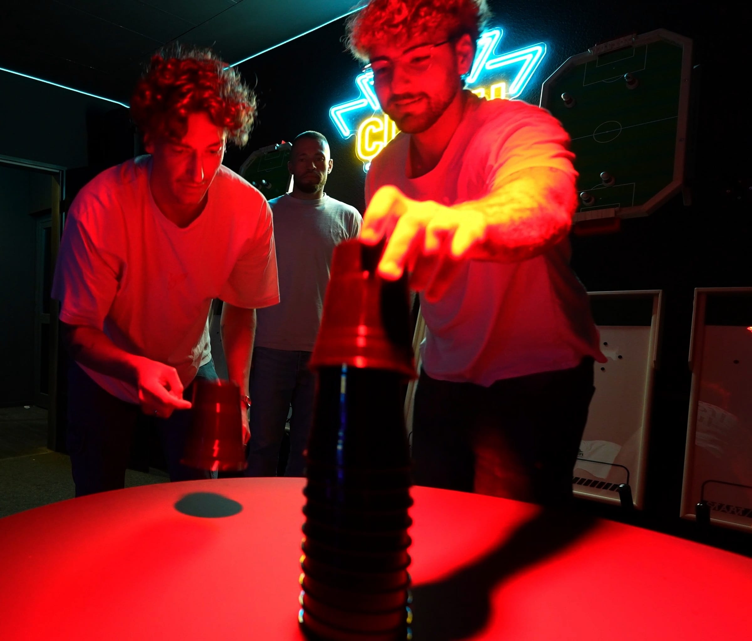 Cup-Stacking Challenge bei Team Clash Event