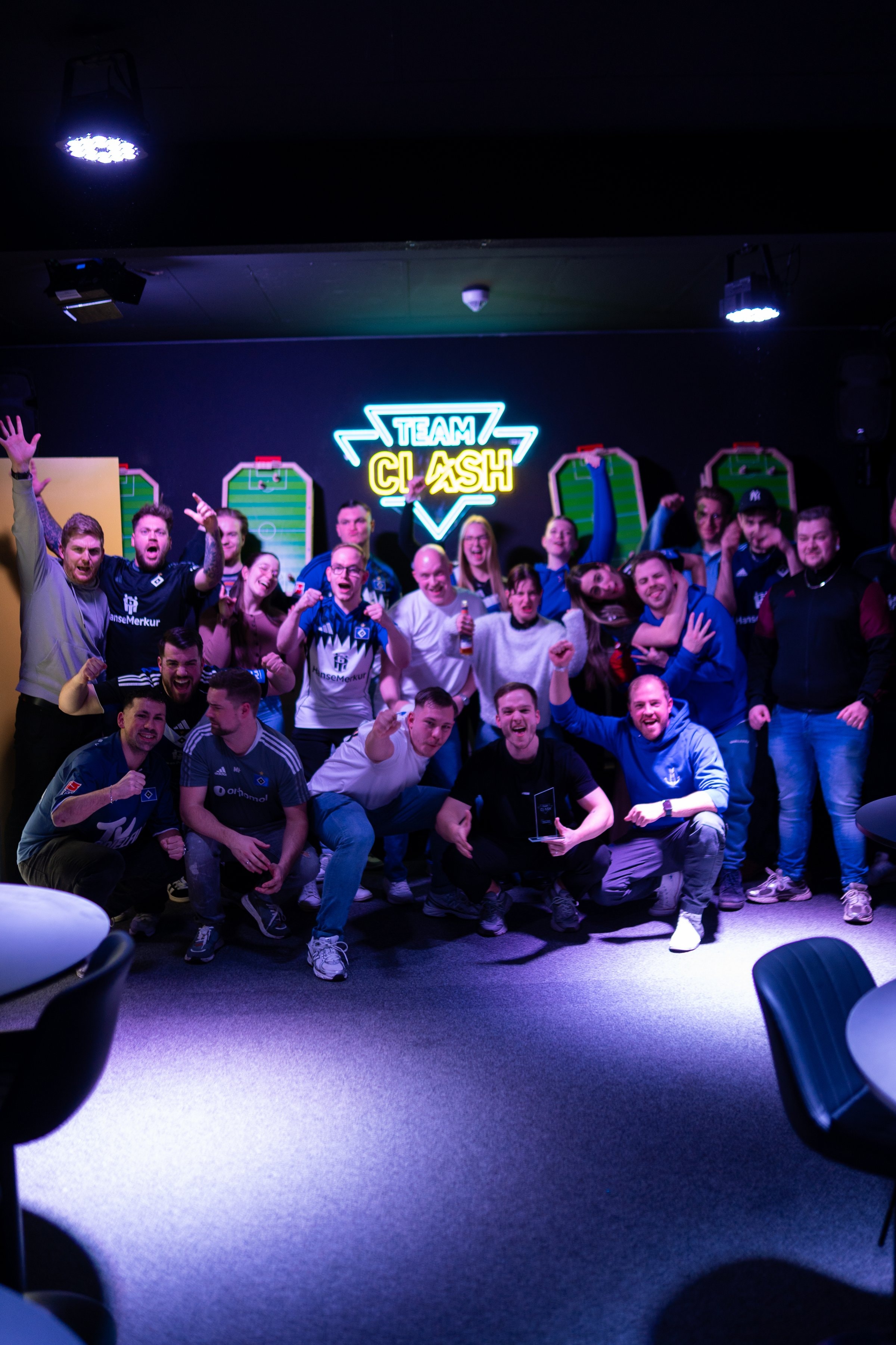 Team jubelt bei Team Clash