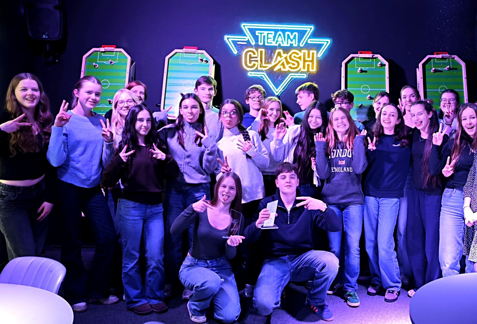 Team jubelt bei Team Clash